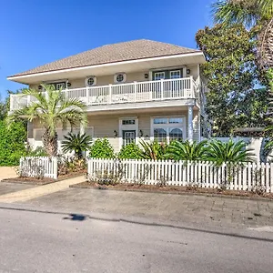 Sugar Beach Haven - Walk To Beach! Holiday home